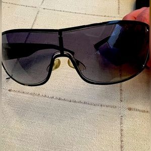 Gucci  sunglasses